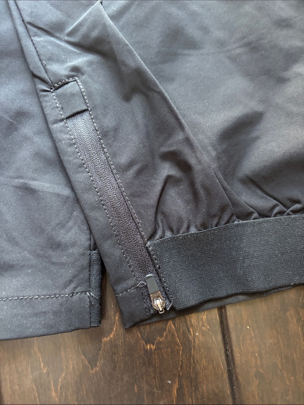 Avalon Men's Black Performance Golf Jogger Pants - - Picture 4 of 9